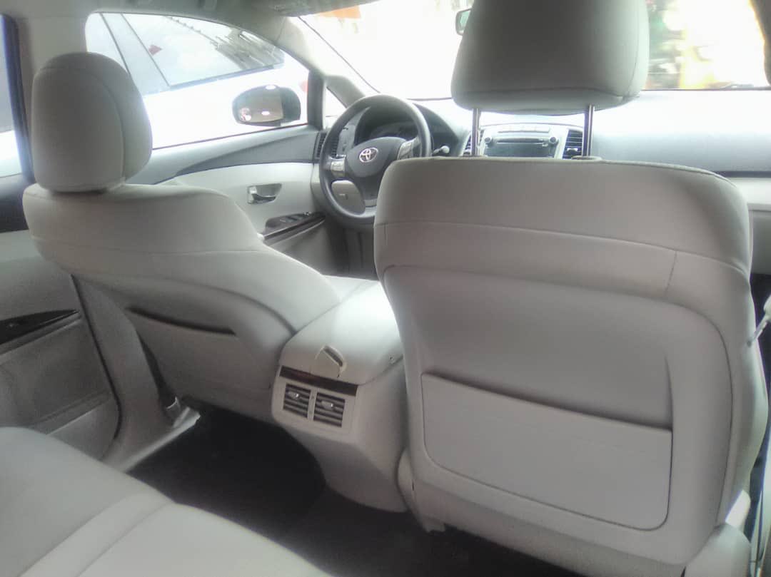 OrcbLimited's tweet image. Toyota Venza 2012, Tokunbo, Clean &amp;amp; working perfectly, all you have to do is buy &amp;amp; drive, nothing to fix, Asking Price is #5.8M but negotiable, if interested or you need any other car or you want to Sell/Fix your car contact us on 08180910184 or orcbagents@gmail.com