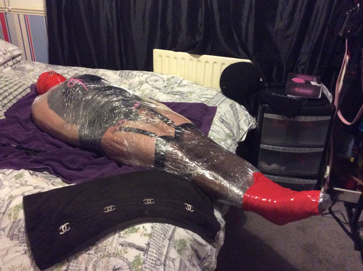 Jo69Oldskool's tweet photo. A sissy slut wrapped up and ready for mistress to play with  #jomistressjo https://t.co/zj0cHWmtRT