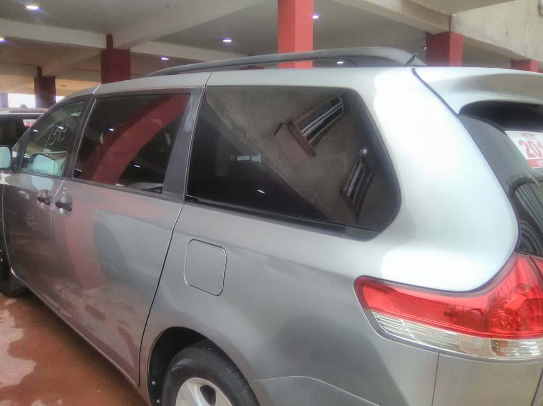 OrcbLimited's tweet image. Toyota Sienna 2013, Tokunbo, Clean &amp;amp; working perfectly, all you have to do is buy &amp;amp; drive, nothing to fix, Asking Price is #7M but negotiable, if interested or you need any other car or you want to Sell/Fix your car contact us on 08180910184 or orcbagents@gmail.com