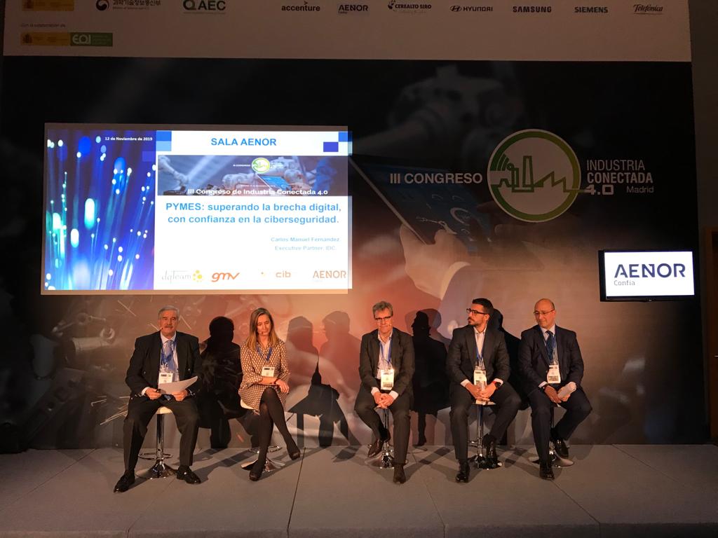Comienza la mesa redonda de <a href="/AENOR/">AENOR</a> en #CIC40. Vamos a hablar con <a href="/INCIBE/">INCIBE</a> <a href="/infoGMV_es/">GMV</a> y <a href="/AQCLab/">AQC Lab</a> <a href="/dqteamsl/">DQTeam</a> sobre cómo pymes de distintos sectores han hecho de la confianza en su #ciberseguridad una ventaja competitiva #TransformaciónDigital
#AENORConfía