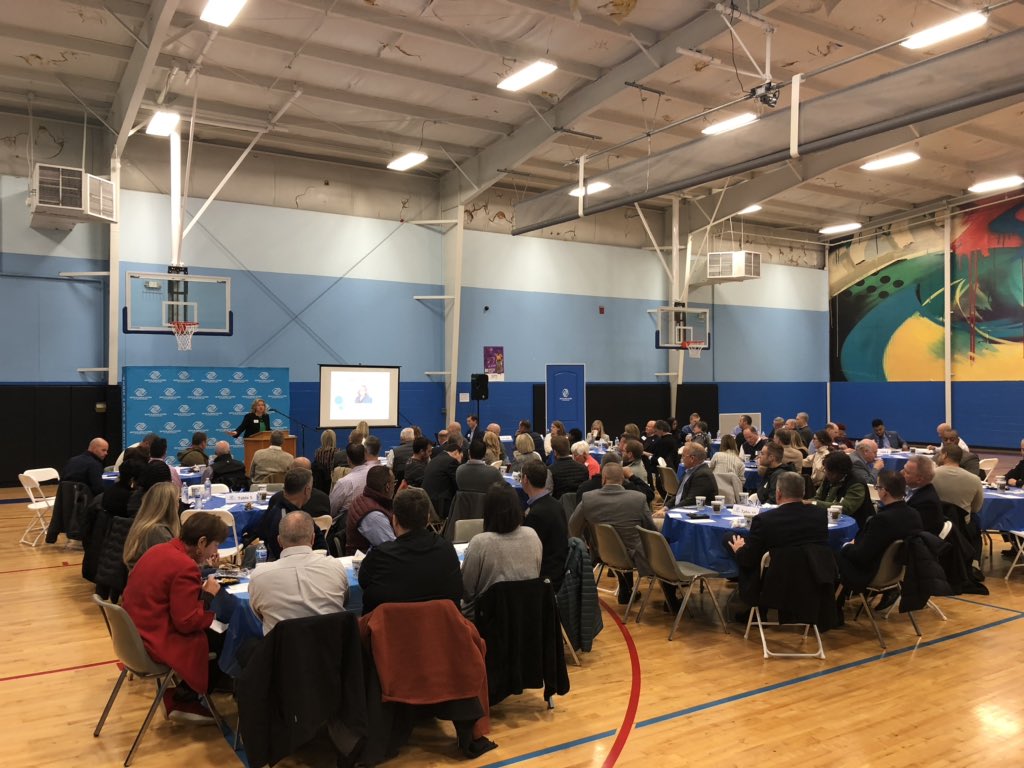 WLKYAlex's tweet photo. About 100 people are at @BGCKentuckiana #breakfastbash2019! The fundraising goal is $60k! https://t.co/cjDC0Zvb3V
