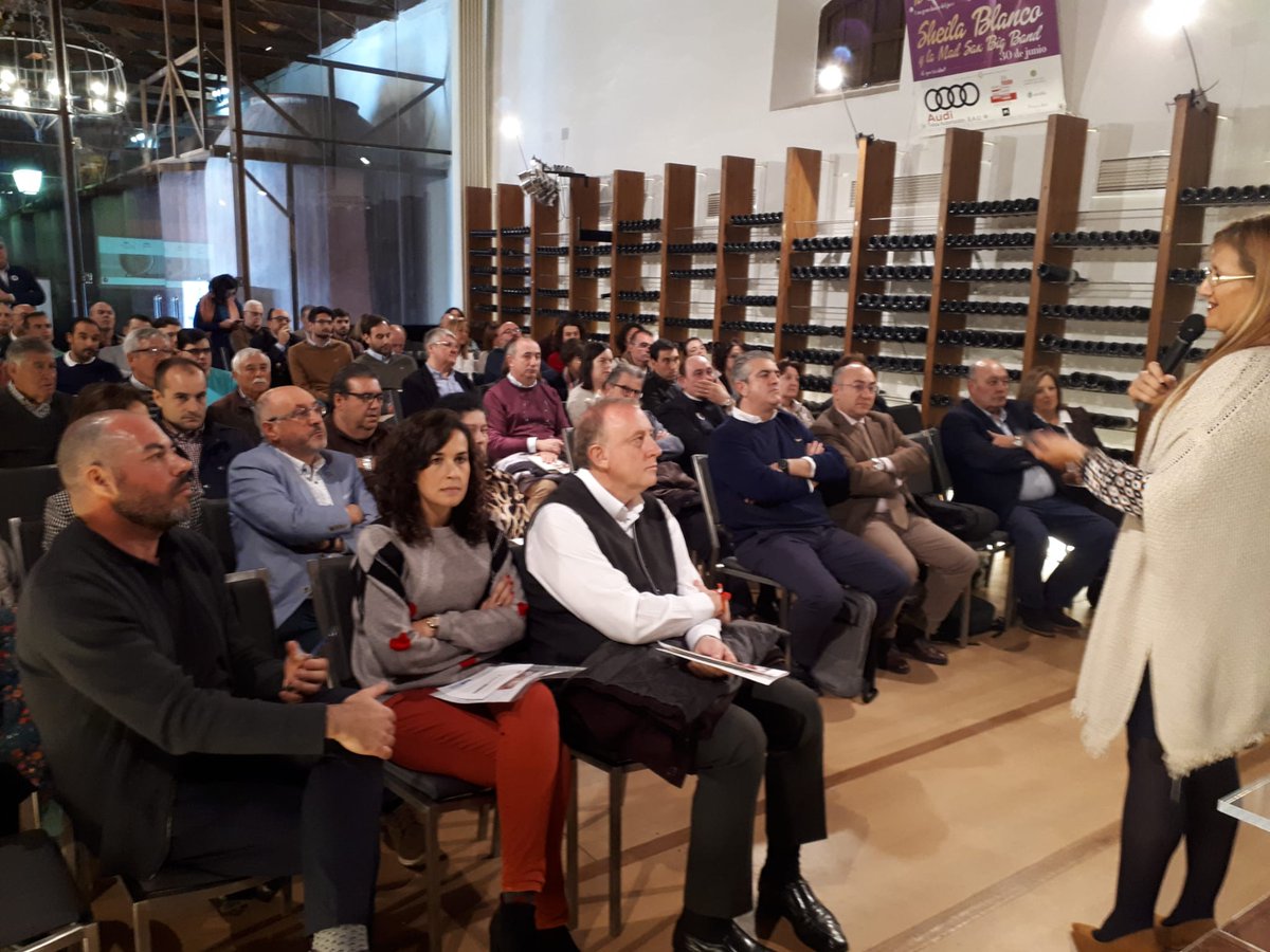 GabinMultimedia's tweet photo. 🍷Expertos defienden proyectos de economía colaborativa que tengan en cuenta el territorio y la profesionalidad, en la jornada sobre #Enoturismo y #Oleoturismo de “Calatrava Sabor” 🍈🍇
@ParqueCalatrava 

https://t.co/pWTdsXnWEF https://t.co/uZWBzDRIo2