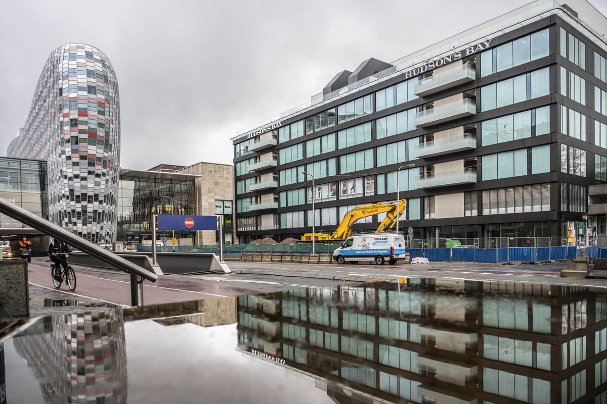 Plan om pand Hudson’s Bay om te bouwen tot kantoor dlvr.it/RJ74dR | bit.ly/BestNieuws #Utrecht #DUIC