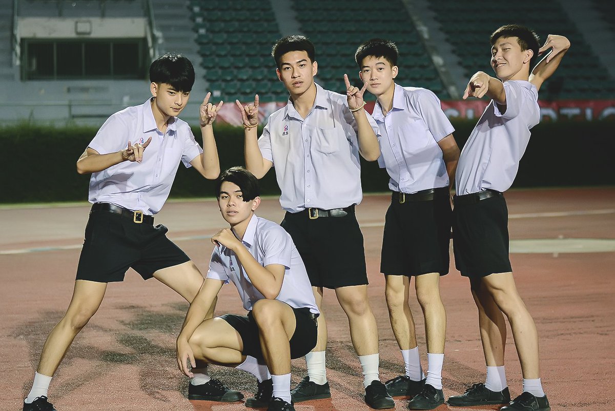 KZENIKzx tweet picture
