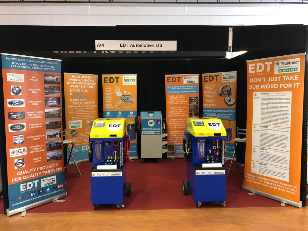 EDTAutomotive's tweet image. EDT Automotive - live and caking at Mechanex Sandown, Come and find us on Stand A14. Open points for garages across the UK to join our partner network...and enjoy a cake with us.
#showoffer #mechanex #profit