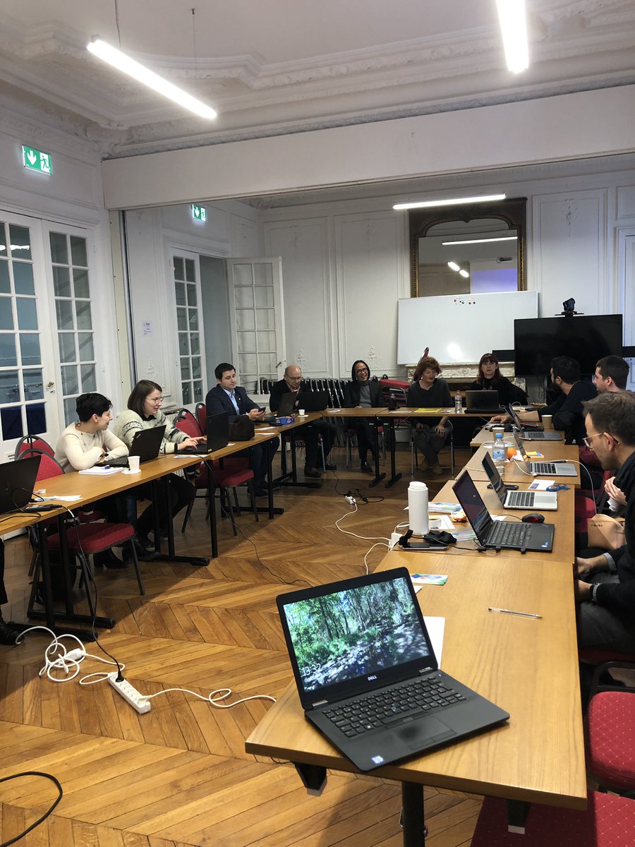 <a href="/openVM_erasmus/">Open Virtual Mobility_Erasmus+</a> project meeting in Paris just started with the virtual hello from <a href="/AntonellaPoce/">Antonella Poce</a> #openvirtualmobility
