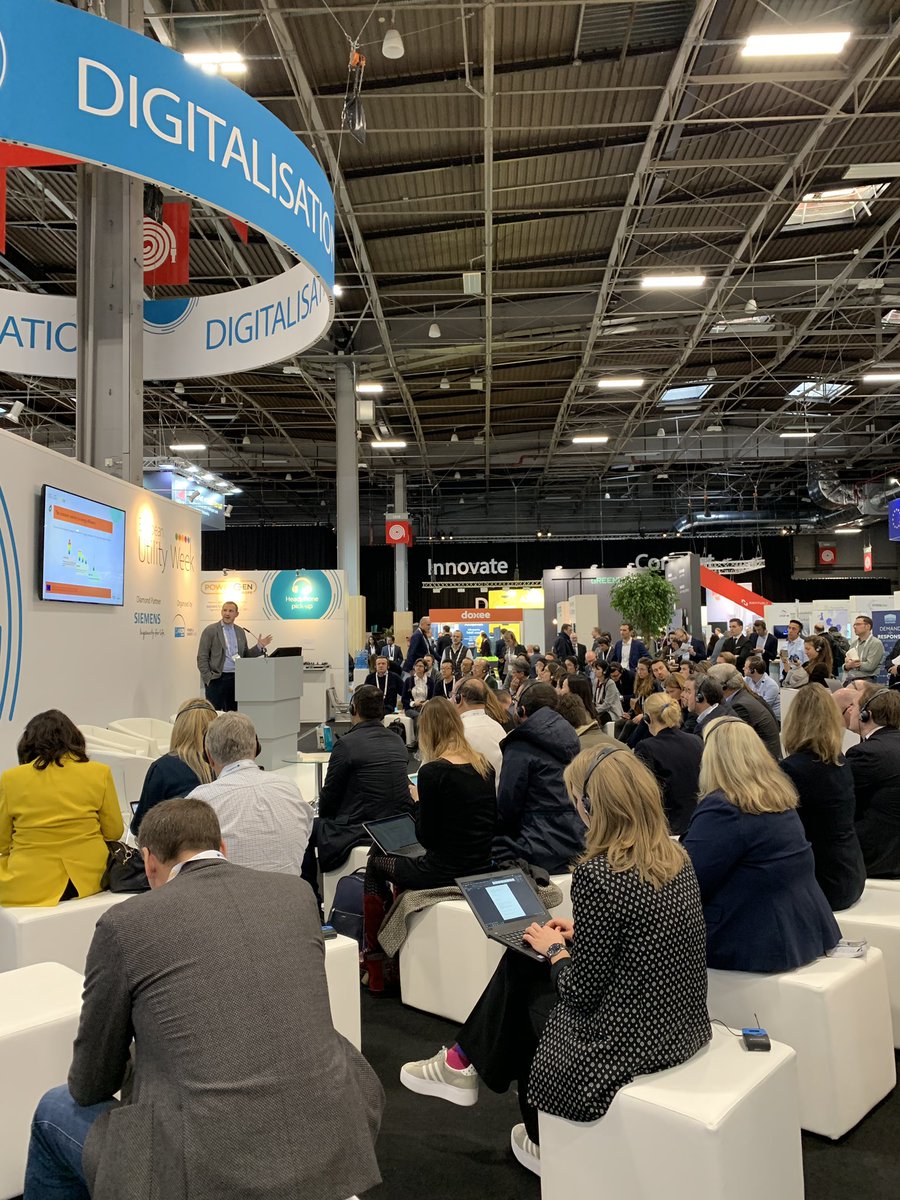 H2020_UtilitEE's tweet photo. Great to see so many people interested in Energy-as-a-Service and novel business models enabled through co-designed ICT tools and energy efficiency! #EUW19 #PGE19 https://t.co/6bP4h386ce