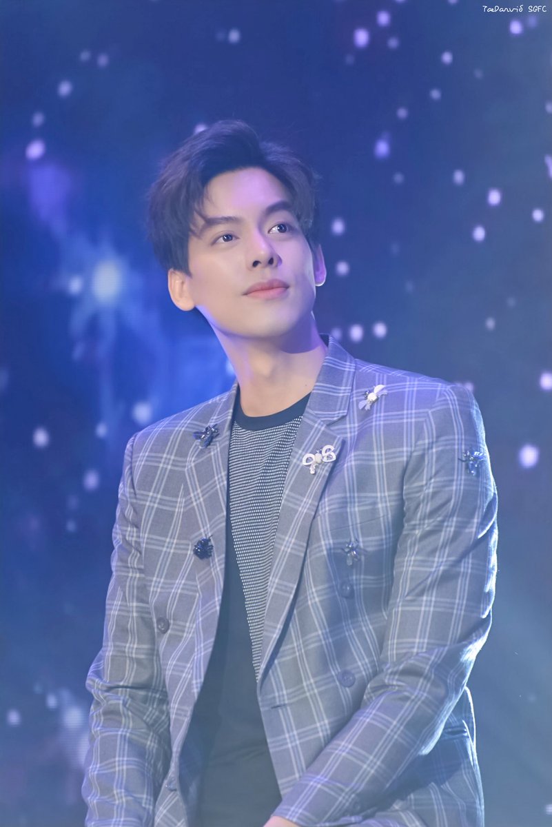 TaeDarvid_SGFC's tweet photo. 10.11.19 📸✨ - SuperBoy Project @ Lido Connect
仰望星空 🌟 @tae_darvid
#TaeDarvid
#เต้ติสชีวิตโลเทค
#SuperboyProject
#superboyprojectweek8 https://t.co/Ij0zlcn35I