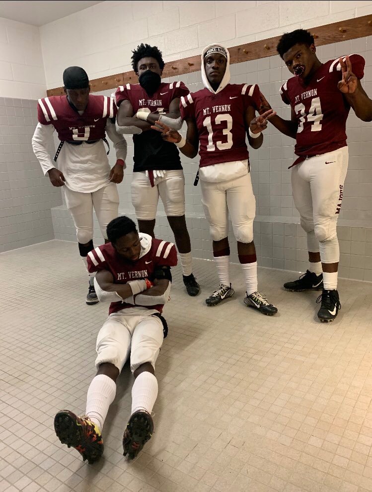 RRob34's tweet photo. Blessed to be named 1st team all conference linebacker and defensive player of the year. Big thank you to my teammates and coaches.🏈💯 https://t.co/2hy88NMgAN