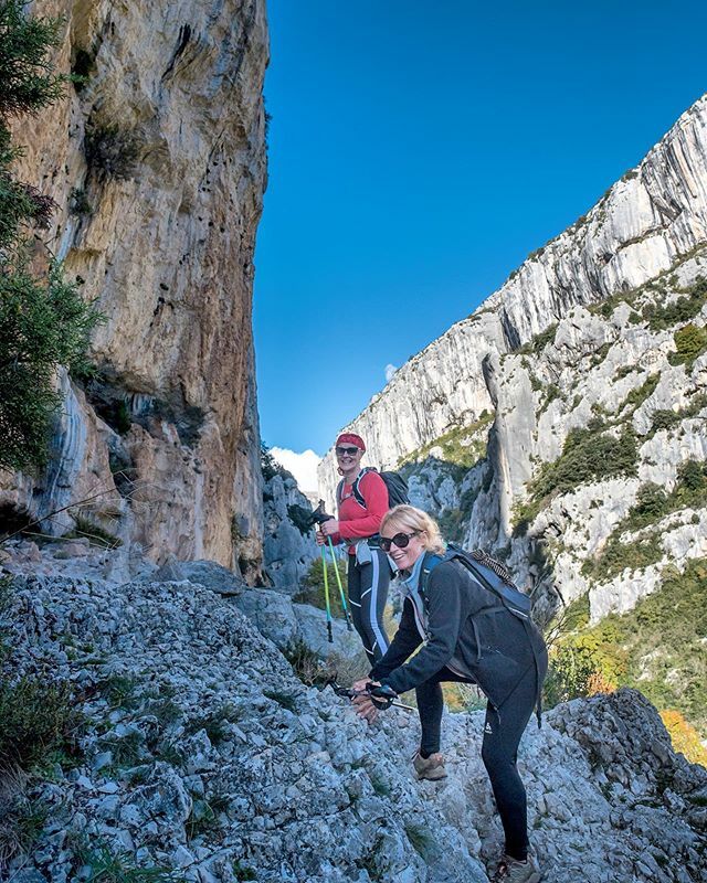 TourInProv_App's tweet photo. Juste avant le #couloirsamson sur le #sentierMartel le long du #Verdon 🏞 #randonnee 🚶‍♀️... #rando #lapaludsurverdon  #gorgesduverdon #hautvar #verdon #verdonexperience #walk #hike #var #provence #sudfrance #verdongorge #verdoncanyon  #alpesdehauteproven… https://t.co/rmPeNOlwb9 https://t.co/6eSIMHPr5J