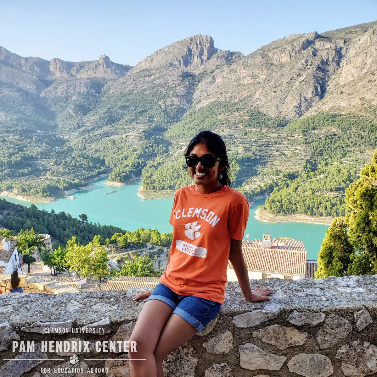 clemson_abroad's tweet photo. Check out Anjali Pandey, a junior psychology major with a double minor in Spanish studies and sustainability! She is currently studying in Alicante, Spain. #clemsonabroad #cuabroad https://t.co/fpW7uKp7YM
