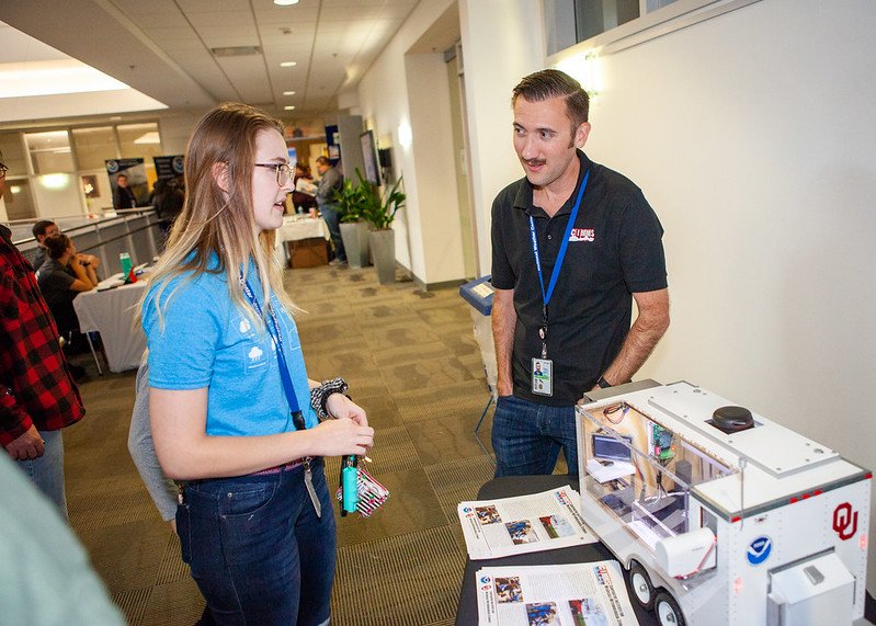 CIWRO_'s tweet photo. Why apply for job at #CIMMS?
"CIMMS provides researchers opportunities. You work w/a @NOAA organization, but as a university employee you may teach courses, etc., all while doing research that has operational impacts." - Race Clark, supporting @NWSSPC
https://t.co/Y5etW1rjPt https://t.co/XByR0Uf64h