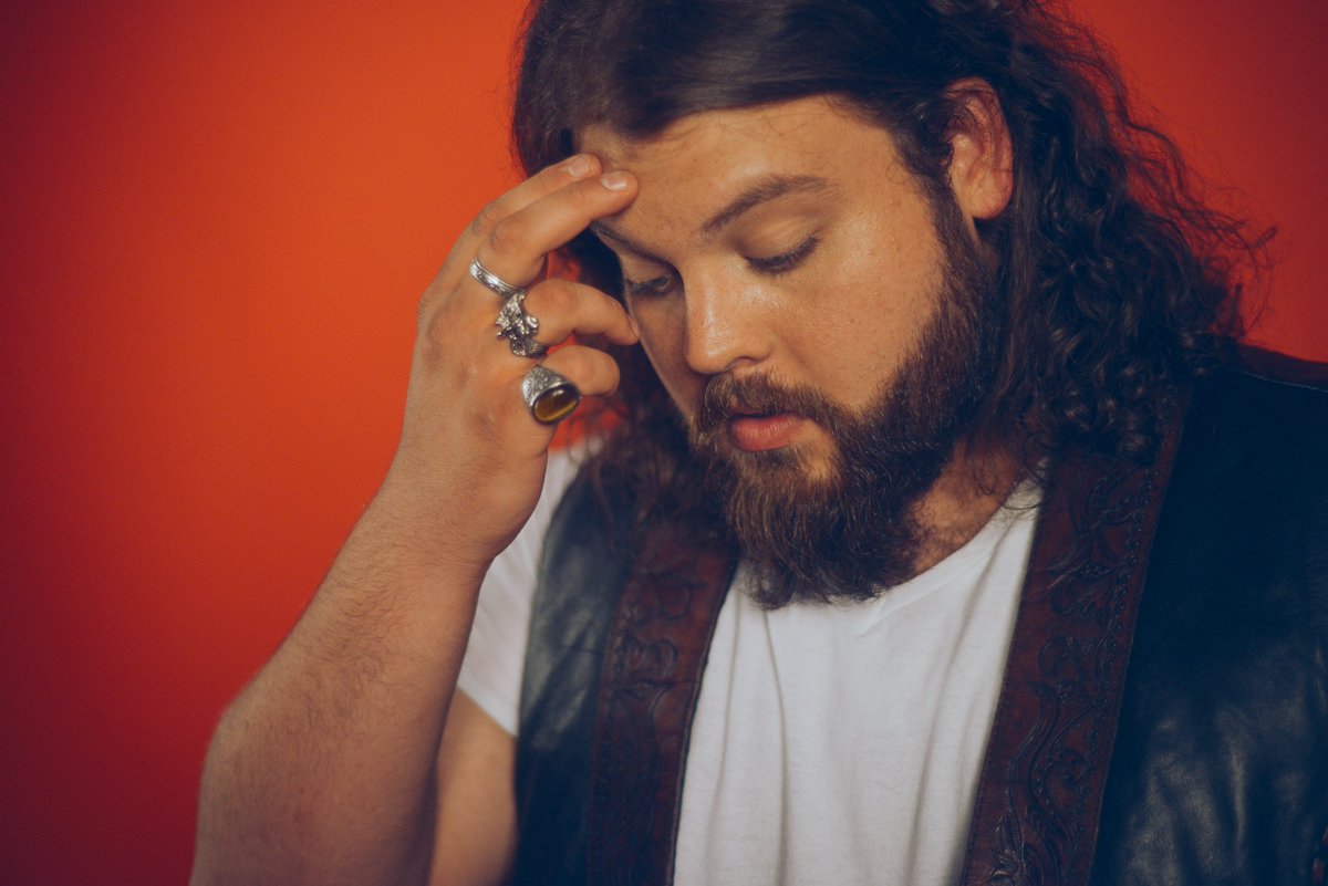 GimmeCountry's tweet photo. Tune in today at 10 am PT / Noon CT for a new episode of @dilloncmusic's 'Old Songs Like That', featuring timeless classics by @TraceAdkins @OfficialJackson @ShaniaTwain and more! #countryasitshouldbe #thisiscountry https://t.co/HX21eYViAE