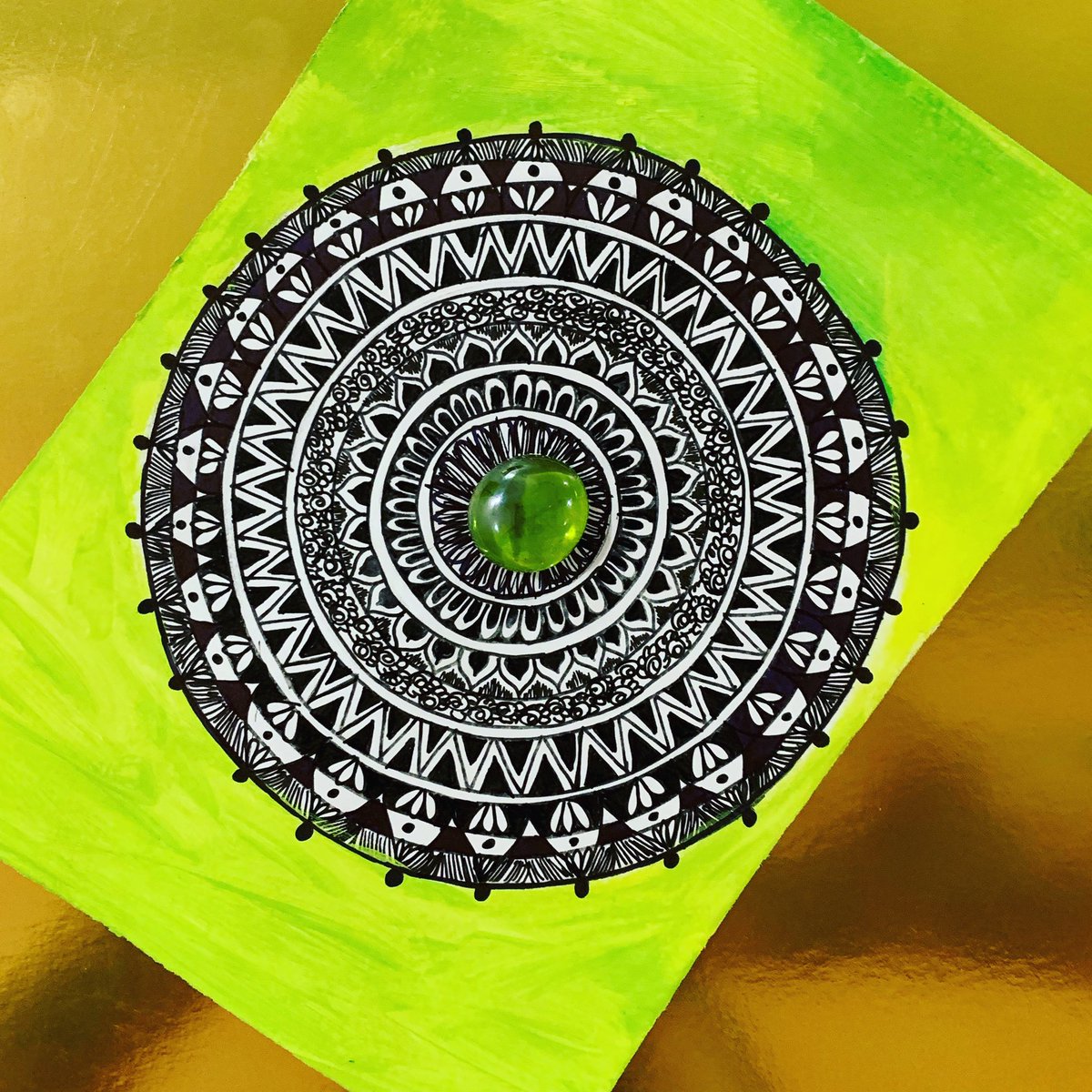 nidhify's tweet image. #latestwork #mandala how’s it? 
More on 
instagram.com/mandala_by_twi…