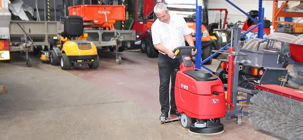 #industrialcleaning Floor scrubber dryer for less than £2000. To good to be true? See here for more details of this #bargain buff.ly/2Q7g8RS