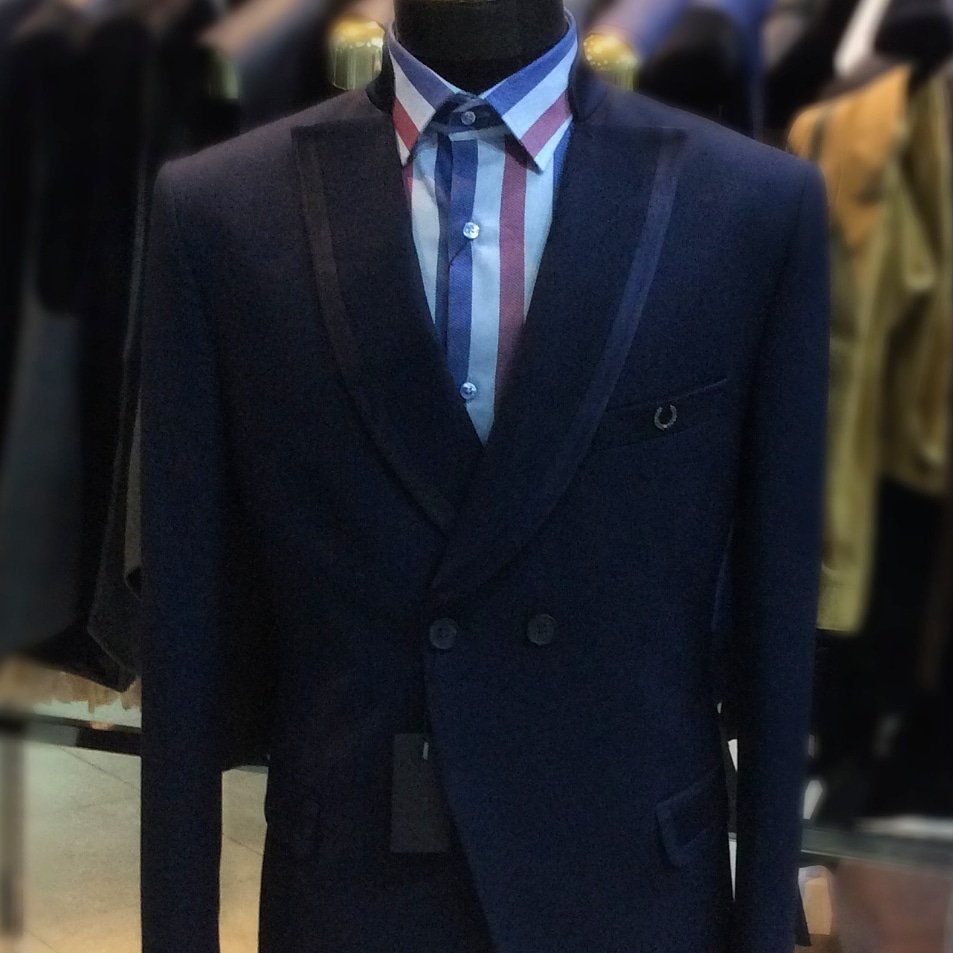 abrollings's tweet photo. Style differently.... #abrclothiers #fashion #styles #menonsuits #suits #fashionblog #menontuxedos #weddingsuit #weddings #blazers #fashionaccessories #fashionnova #hustlersquare #classicshirt #officewears #edgwareroad #edgwaretown #abrollingslondon https://t.co/7mfFnEIsa3