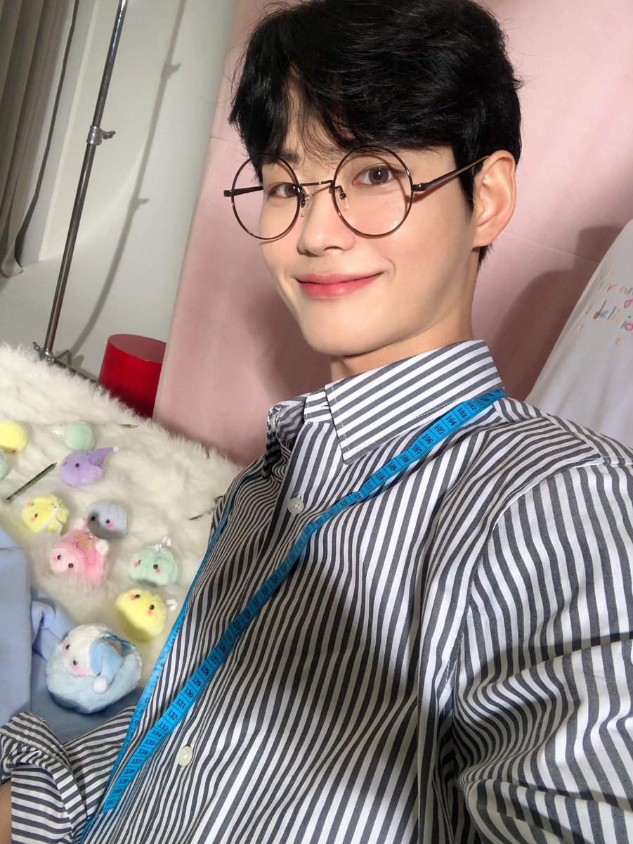 dksruddkdlehf's tweet photo. 61. 이세진

TMI 지만 계정주 마리몽 삼 https://t.co/qm1mp8QDQL