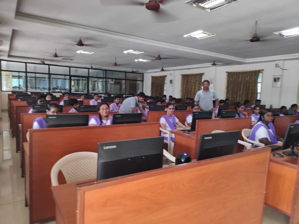 technicalhubio's tweet image. The three-day workshop of Become Coder on C programming Language by Technical Hub has concluded successfully. Students from 1st year IT, CSE and ECE departments of Aditya Engineering College have learned coding objectives and logics in this workshop.
#becomeCODER #CProgramming