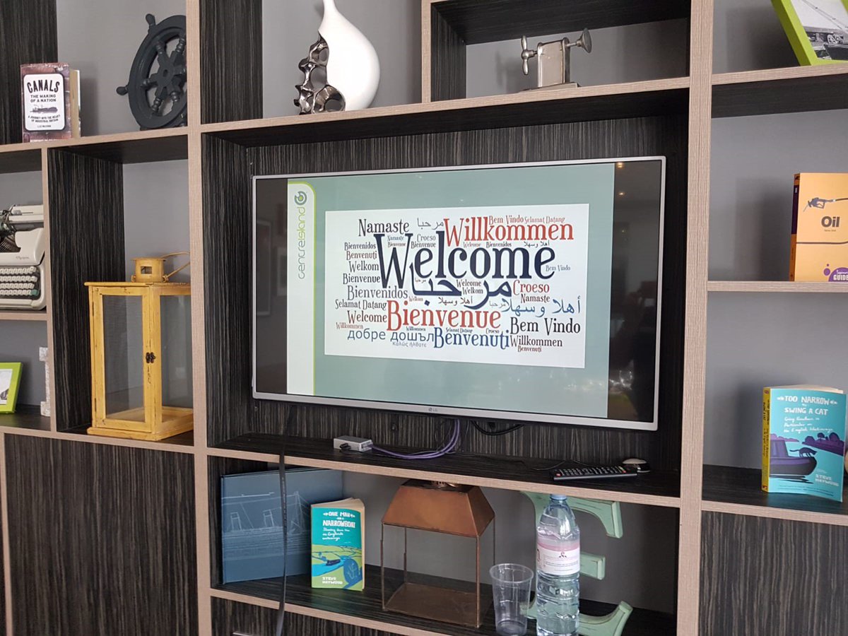 Welcoming our most recent new starters to the Centre Island family with our 'on-boarding' activity day at <a href="/HIellesmereport/">Holiday Inn</a> 💛 We invite new members of each hotel to come along and, make new friends and have fun.

#Hospitality #TeamBuilding #OperationalExcellence #IHG