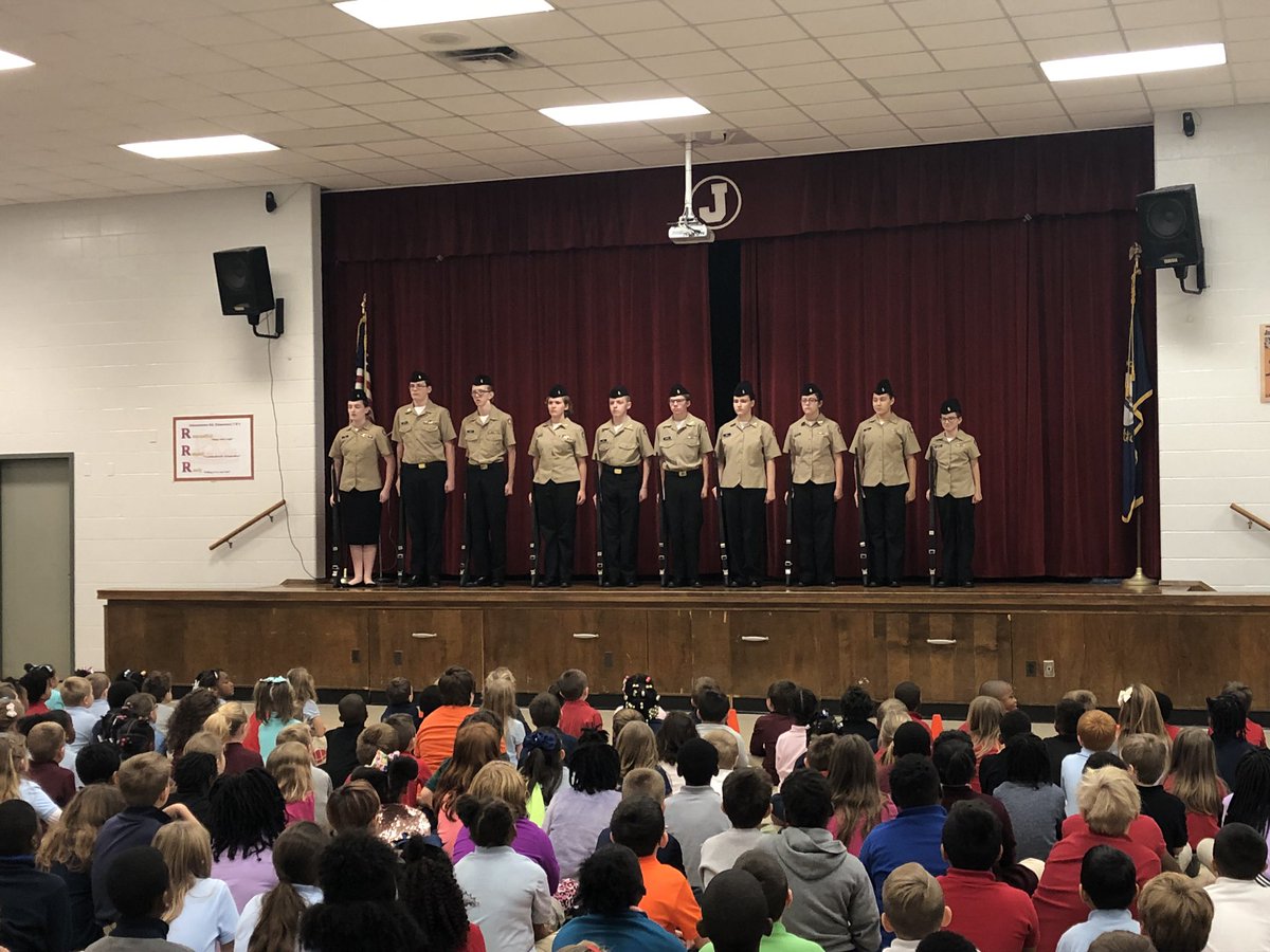 Valley High School ROTC visit. @JCPSAsstSuptES1 <a href="/JREJagPrincipal/">stephen howard</a> <a href="/JCPS_Valley/">Valley High School</a>