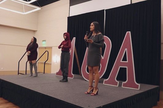 LTA_BetaMu's tweet photo. This past Sunday, we wished an extremely Happy FIRST #Lambdaversary to our Solo [FA 18 #1], Natalie Campos “T”, and her Line sisters from Delta Sigma! 🌴
Thank you for all that you do for the chapter, we love you to the Luna and Back hermana ♥️🌙
#LTA #lta1975 #ltaistheonlyway https://t.co/4GQokegM7H