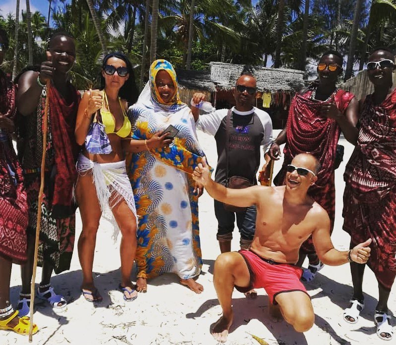 utafix's tweet photo. Hakuna Matata "No worries" Masai Love is amazing. 
Tag your friend who you can travel with to Zanzibar. Please contact us #Utafix will arrange everything you would like to explore. #HolidayInZanzibar #VocationInZanzibar #SeaFoodsInZanzibar #RefreshandRelax. https://t.co/VFx7DLLjK8