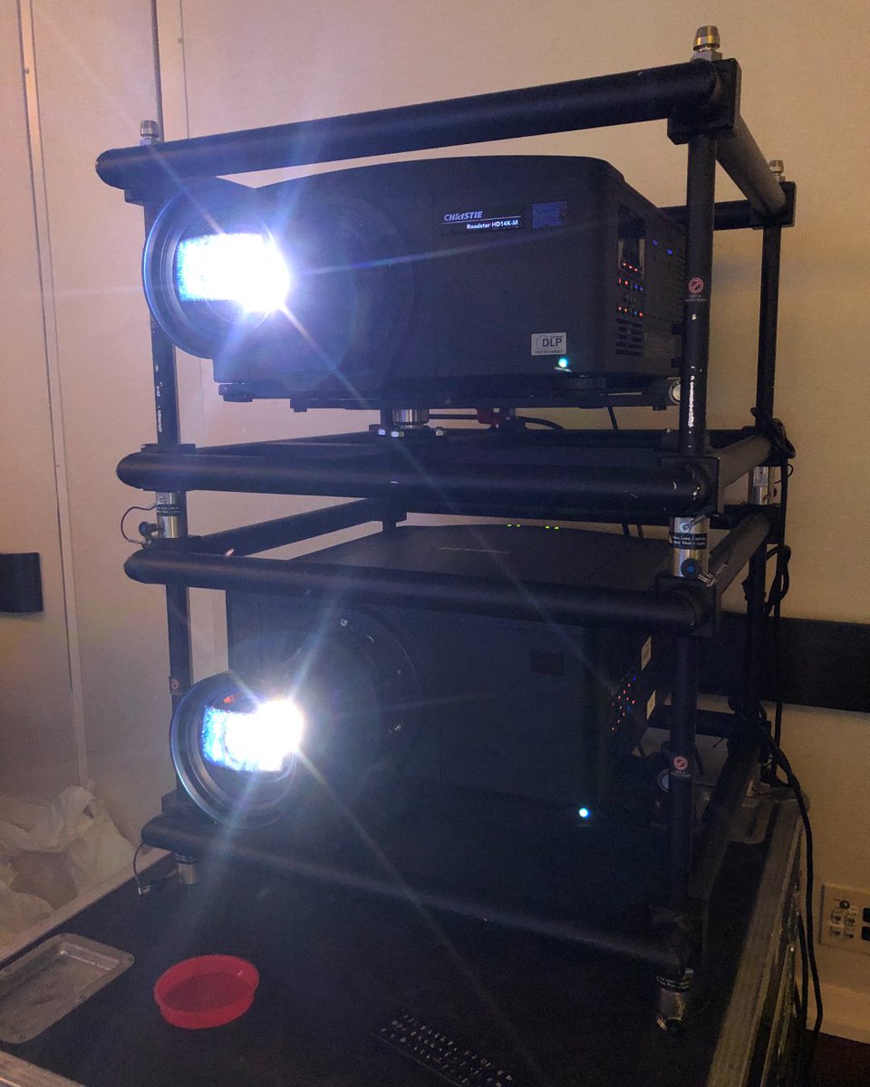 Source1AV's tweet image. Behind the scenes pic. Needed a little extra brightness, so we doubled up to create one perfectly aligned image.
I want to be your go-to AV service provider. Message anytime!
#eventproduction #corporateevents #bostonevents #eventtech #eventprofs #eventplanners #cmp #audiovisual