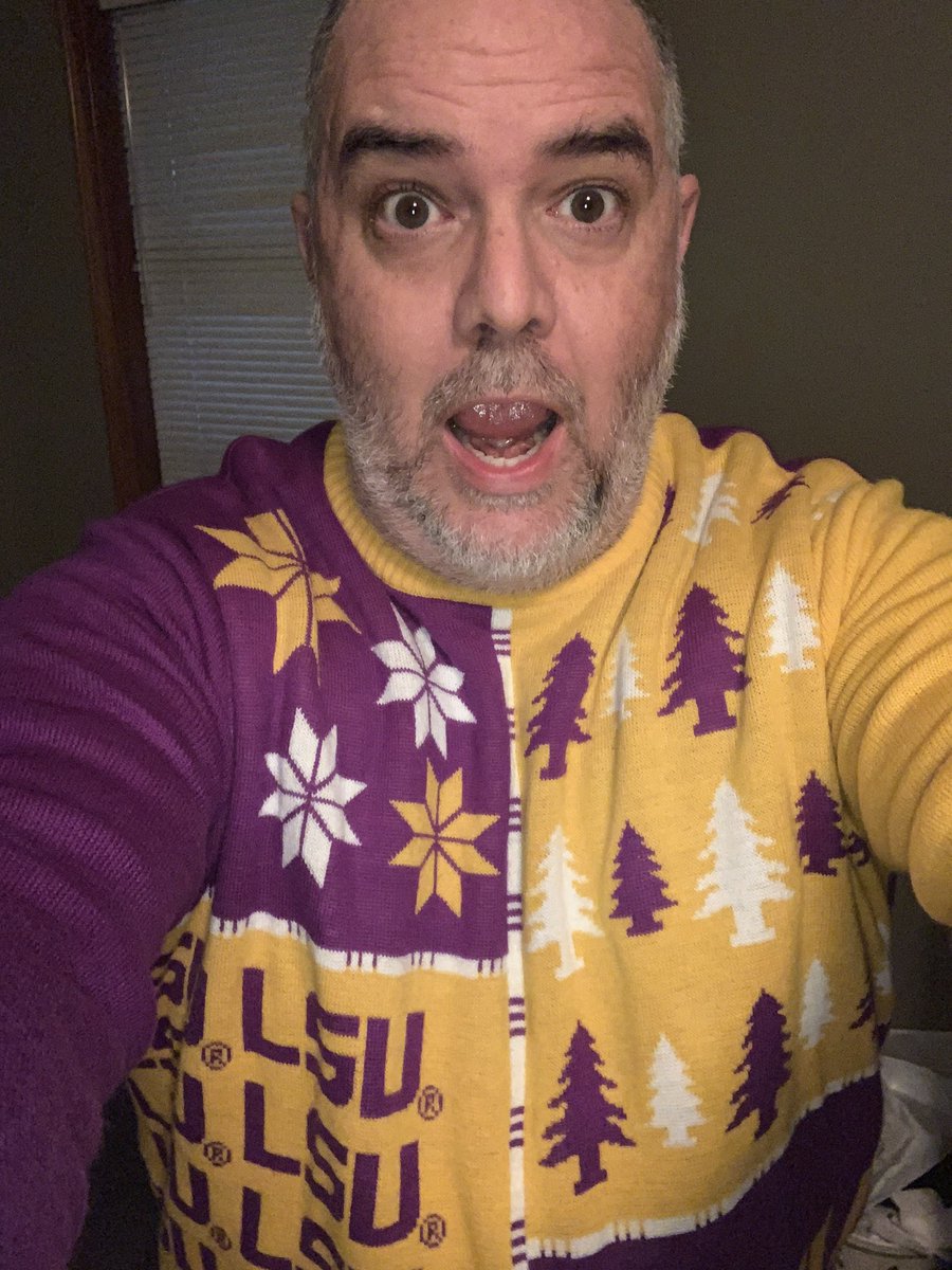 kidput's tweet image. Reppin the LSU sweater!! @TBob53