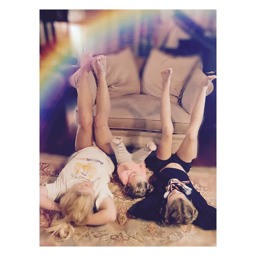 Auntie > Me 👯♀️ https://t.co/vlpnp78u37