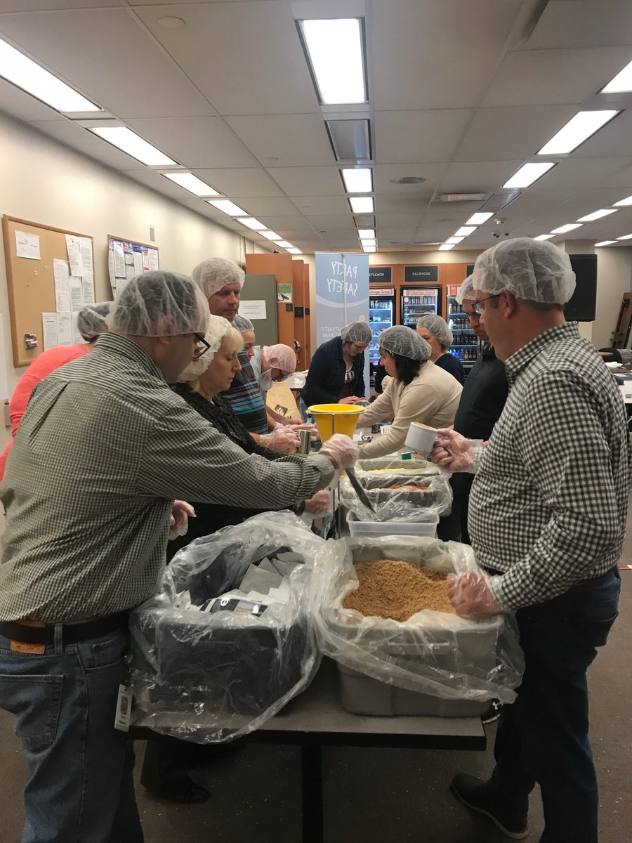 Shout out to Windstream Communications!📣

Last week, they did a Pack Shack and donated 2,466 bags of rice which equals 69 cases! 🍚They not only paid for it, but staff pulled three shifts and bag each one. Thanks, Colleen Padgett and team for an awesome job!
