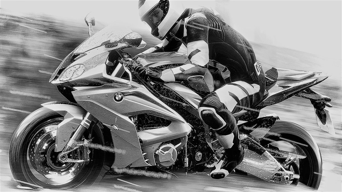 luxplays's tweet image. #bmws1000rr #driveclubbikes
