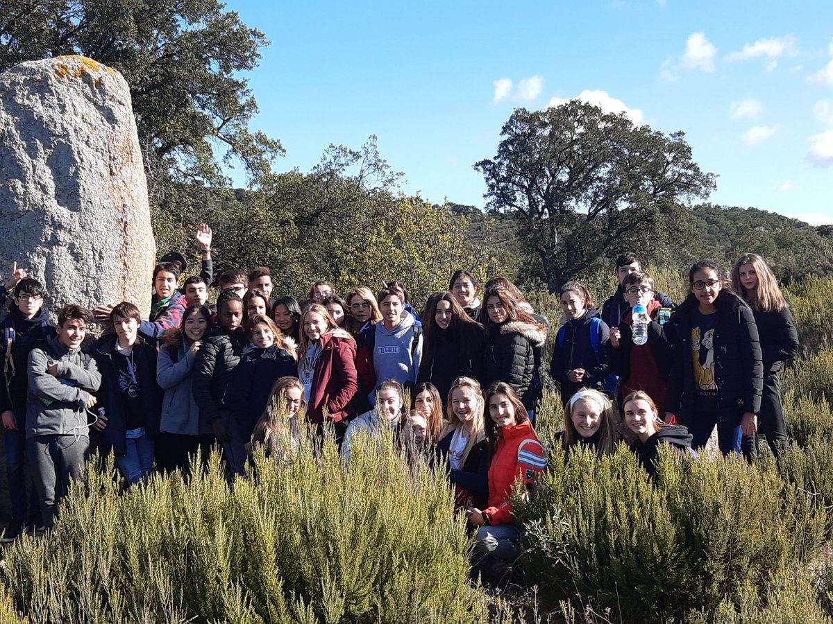 EF3erESO's tweet photo. Sortida de tutoria. Entre tots hem compartit un dia fantàstic https://t.co/PLNURr5RNF