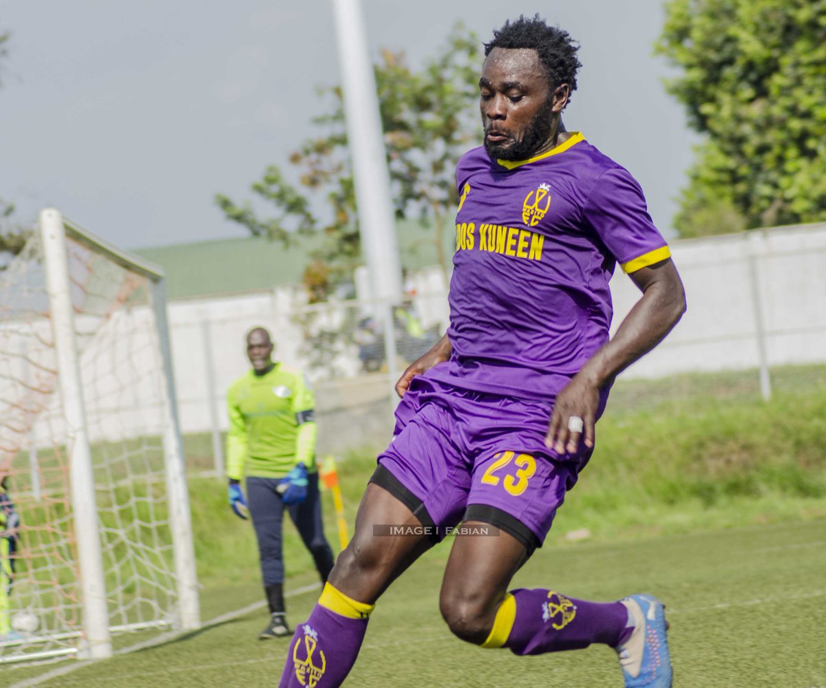 Fabian_Odhiambo's tweet photo. After 9 rounds of the Kenyan Premier League, the highest scoring strikers are;
Timothy Otieno (Tusker)
John Mark Makwatta (Leopards)
Elvis Rupia (Wazito)
5 goals each.
#NumbersCheck https://t.co/eAZb6YIJDq