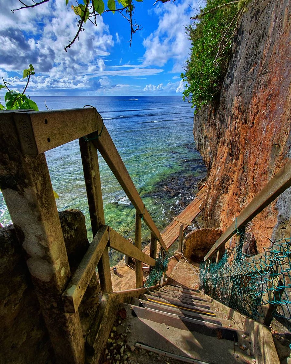 _arexa's tweet photo. You will not get anywhere by standing still or only having one point of view. Change up you're angle, even if it's just a tilt and you may be surprised in what you find. https://t.co/fuie5WqwGb
