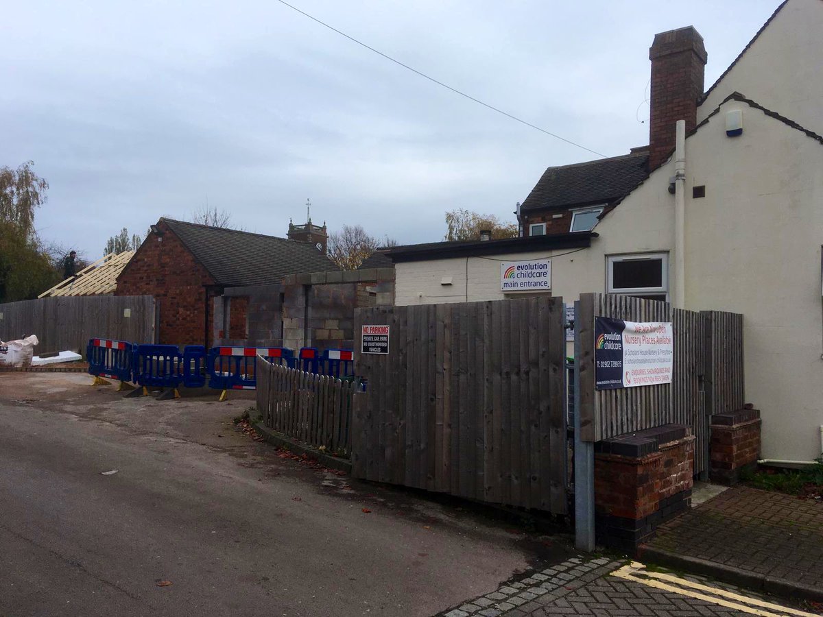 The amazing builders @EvoCCScholars are cracking on doubling the childcare places at our #Wolverhampton branch. Taking the Weather challenges in their stride and of course Thanks to perfect project management aka 👊🏻 <a href="/SoniaHeer7/">sonia</a> 👷🏻‍♀️😉xxx