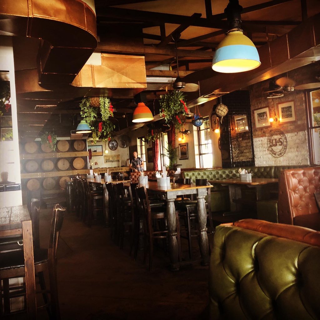 Great afternoon <a href="/VillageIdiotCT/">The Village Idiot</a> Great food and drink #CapeTown #TheVillageIdiot #SouthAfrica