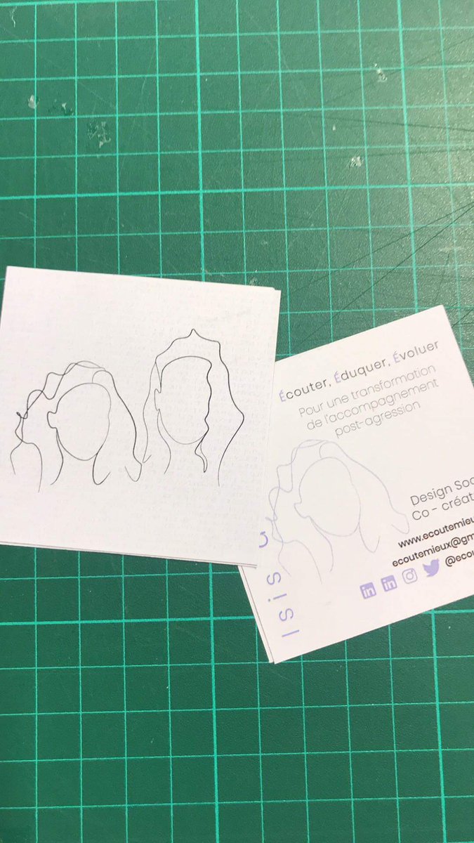 EcouteMieux's tweet image. Premier test pour nos cartes de visite ! À quoi vont elles bientôt nous servir ?.. 🤔🌸 #ecoutemieux