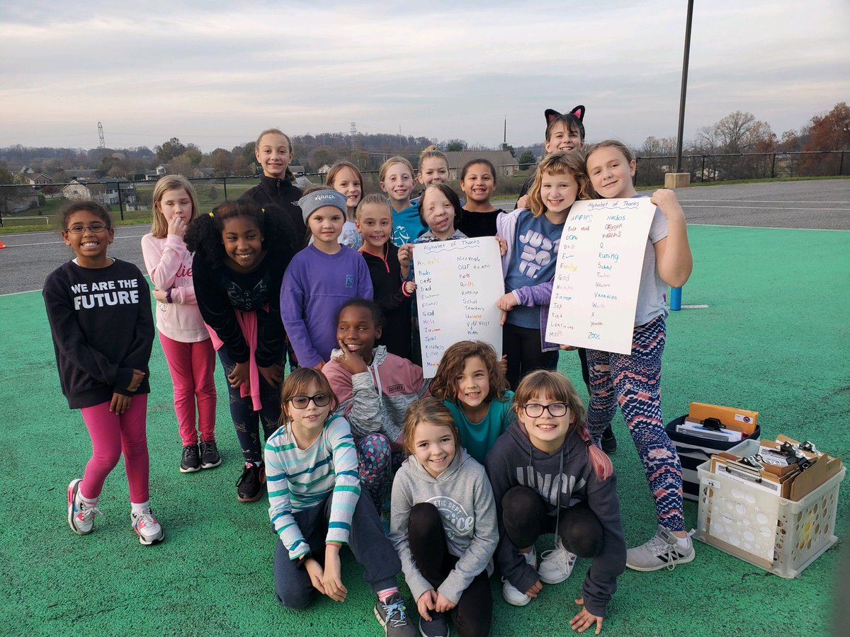 Our Girls on the Run team had a lesson on gratitude. They are holding posters they made during a relay race of things the are grateful for!  🥰 📚 👩‍🏫 👫 🏃‍♀️
