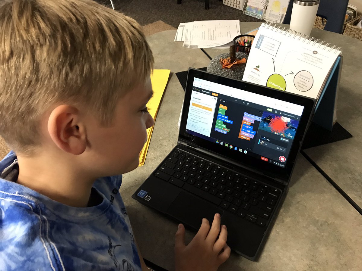 PVBuchanan4th's tweet photo. Tynker and computer programming in action! Thank you, Mrs. Innes, for such a fun coding lesson! #pvpride #gotynker https://t.co/Wdp30Ak2Rt