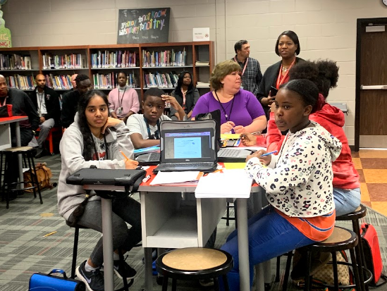SummitMS_AVID's tweet photo. @spmeagles #7th graders in @RichlandTwo conducting PD for faculty on TRFs and how tutorials can be used #schoolwide! Great job #AVIDLeaders!!
@mpbcab @AvidSoutheast @AVID4College #CollaborativeStudyGroups https://t.co/bIqURi6Y6e