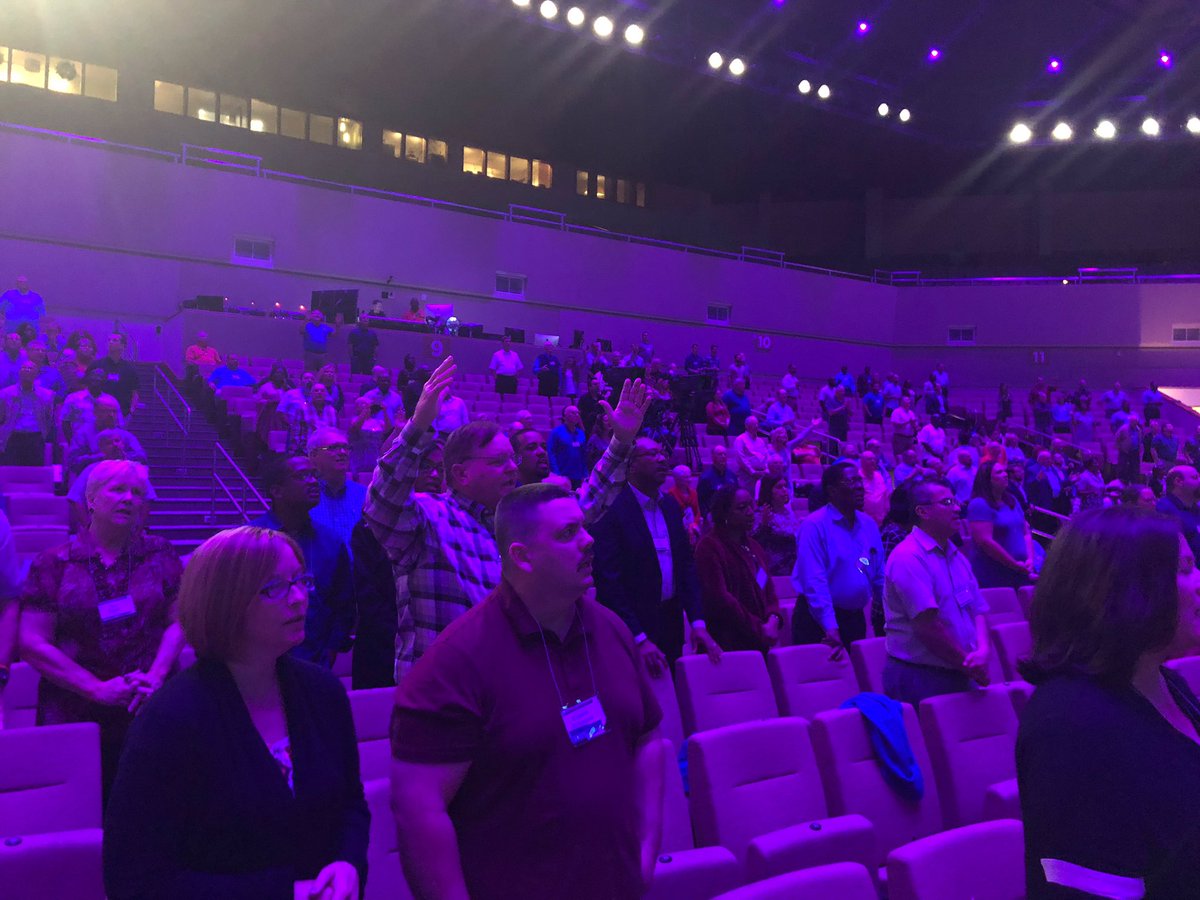 curtisdaleclark's tweet photo. Great worship at the @FloridaBaptists ONE Family gathering! #FBSC19 https://t.co/vat7t6FWev