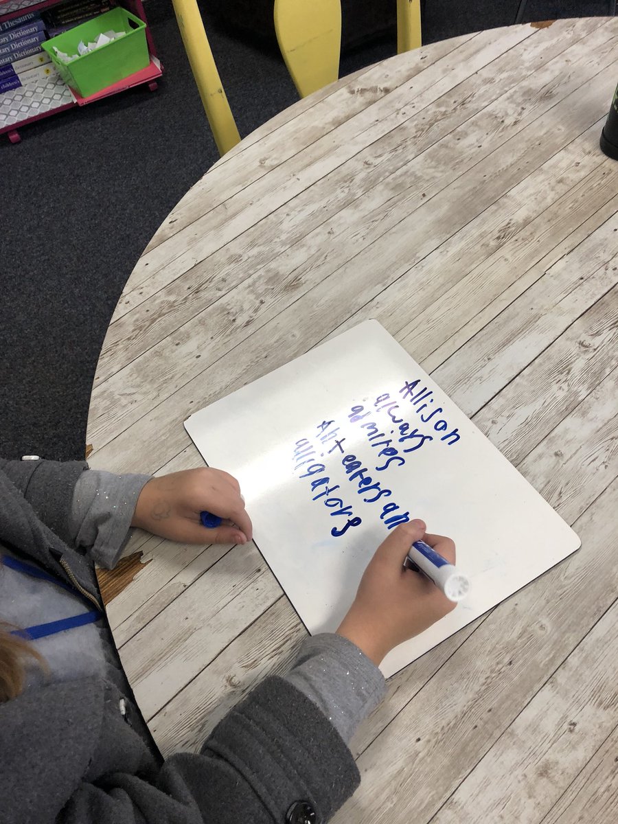 KochKiddosin3rd's tweet photo. Finding figurative language using @Seesaw and writing alliterations! #LISDreads #LISDwrites https://t.co/0JEZ7KB6VN