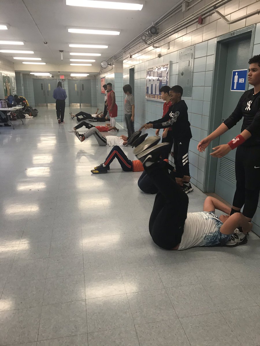 I.S. 318 Baseball tweet media