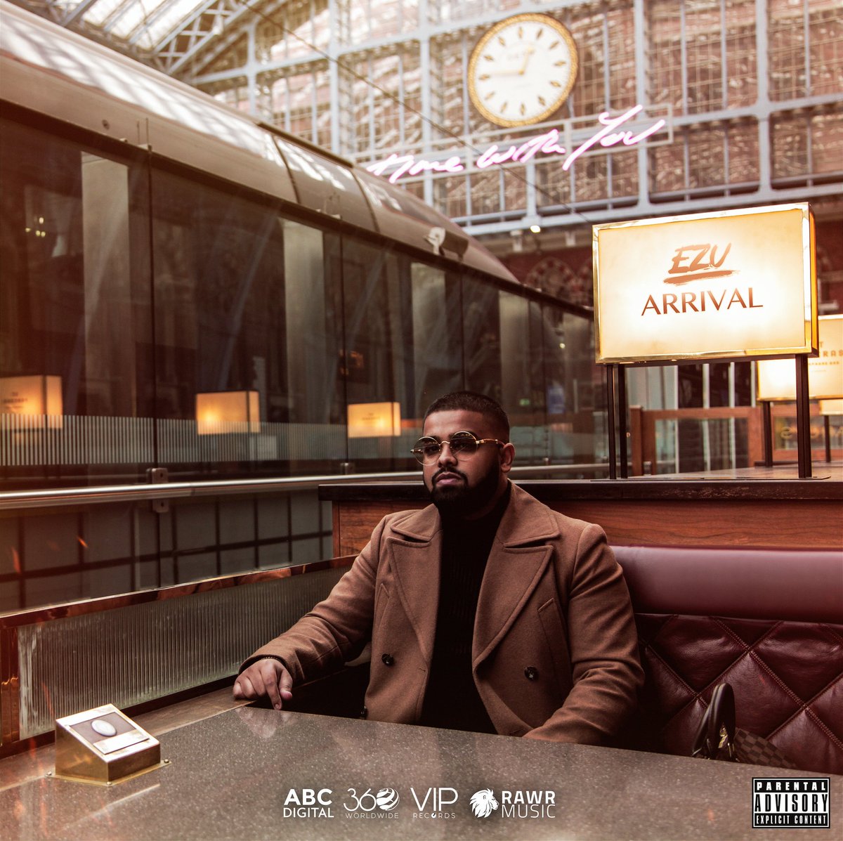 360_Worldwide's tweet photo. #Arrival
The Debut album by @ezuworld
Releasing this Thursday 14 | 11 | 19
ft @ThePropheC @FatehDOE
@MANJmusik @jennyjohalmusic @djharpz @AmarSandhuMusic
@Raxstar @ikkanomics #JayTrak
@viprecords https://t.co/ursfqwttJ5