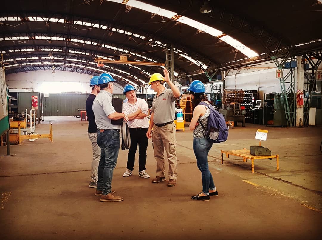 pba_ADIMRA's tweet photo. Recorrida por las empresas de #9deJulio por parte del equipo de @ADIMRA_provBSAS
@RedADIMRA @CSI_ADIMRA
Visitamos la planta industrial de #YOMEL con los servicios de tecnologia y de medicion de ruido e iluminación.
#industria #maquinariagricola #magriba #metalurgica https://t.co/rtkiVrO3Uz