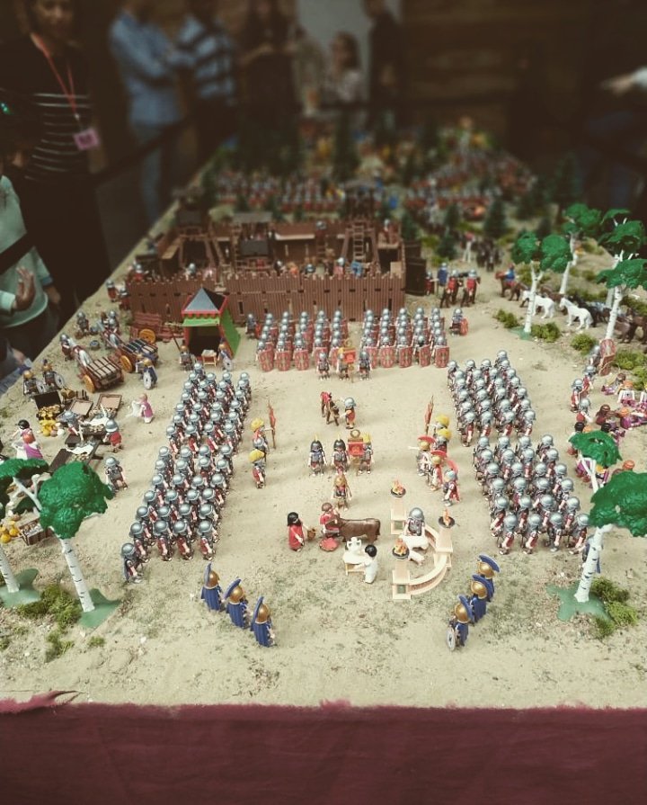 acbigplay's tweet photo. #Panorámica de la parte del #diorama que daba #título a la exposición #VETERANUS. Ha sido todo un #honor haber participado en las actividades de la maravillosa #semana #Joven del museo. Nos vemos muy pronto #amigos.
#PLAYMOBIL #ROMA, #MUSEO #ARTE #ROMANO DE #MÉRIDA https://t.co/HNdwl32TtA