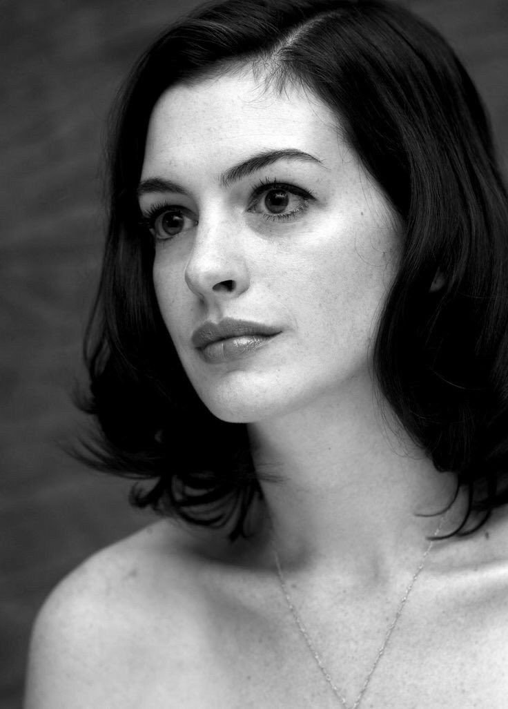 Anne Hathaway appreciation message.

Happy 37 birthday.       