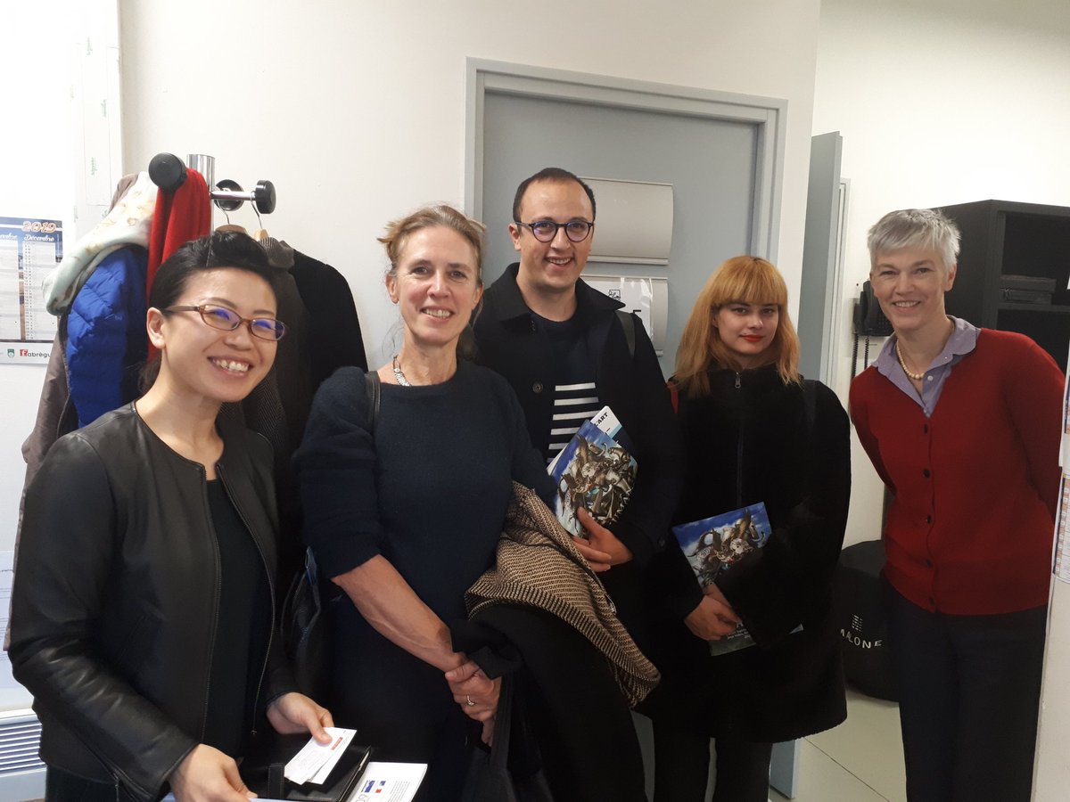 CiteBd's tweet photo. La Directrice Veerle Thielemans et ses deux collègues du @FestivalHistArt avec @INHA_Fr en visite Angoulême à la @HumanAcademy et à la @CiteBd pour préparer la prochaine édition du #FHA2020 dans la cadre de #2020BD #laBDcestlaCité #histoiredelart #Manga https://t.co/xAdFuKpaFz