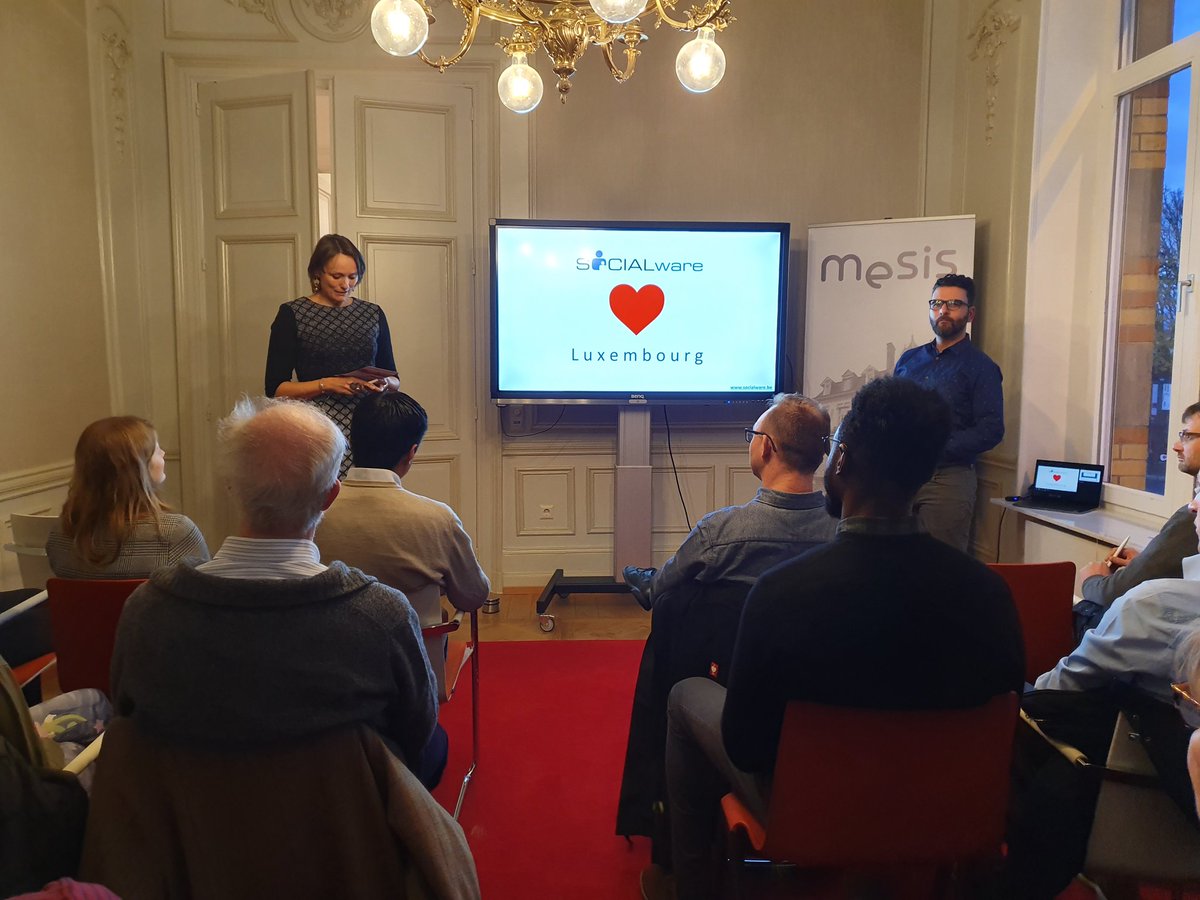 infogreen_lu's tweet photo. Infogreen est fier d'être présent pour le 1er rendez-vous de la @Mesis_lu - Maison de l’économie sociale et de l’innovation sociale avec Socialware avec @AntonioTiani 
Merci @nadi053 Antonio Tiani https://t.co/IRiyQm34bL