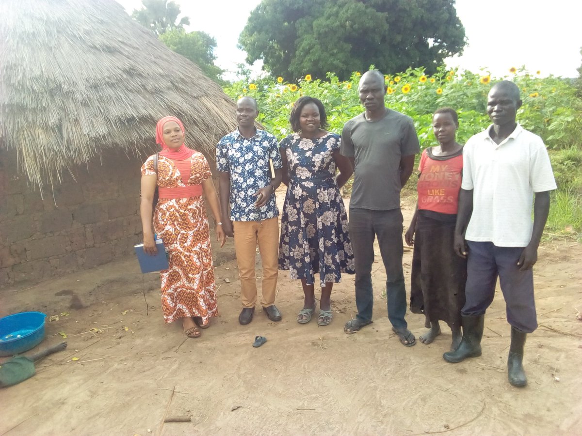david_ojuu's tweet photo. We can do a lot to household incomes while greatly promoting pollinators population https://t.co/CzOgY6LVY3